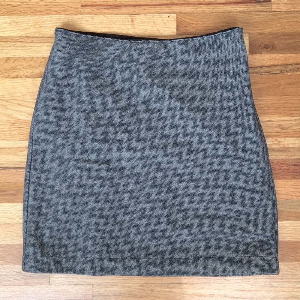 COPY - Abercrombie wool mini skirt